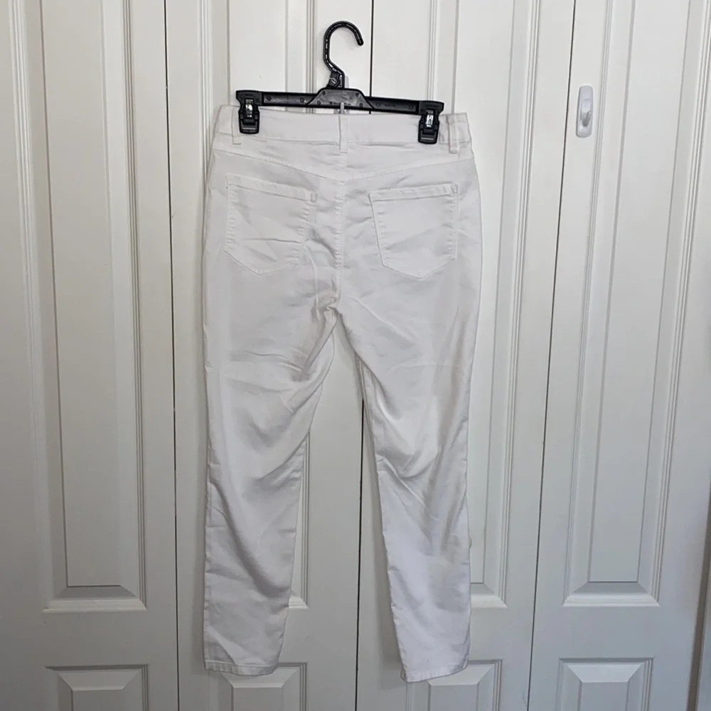 d.jeans Women’s Mid-Rise Crop Jeans White - Picture 3 of 5